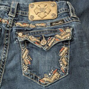 Miss Me Jeans Women's Size 29  Rhinestones Straight Leg Mid Rise Denim  .